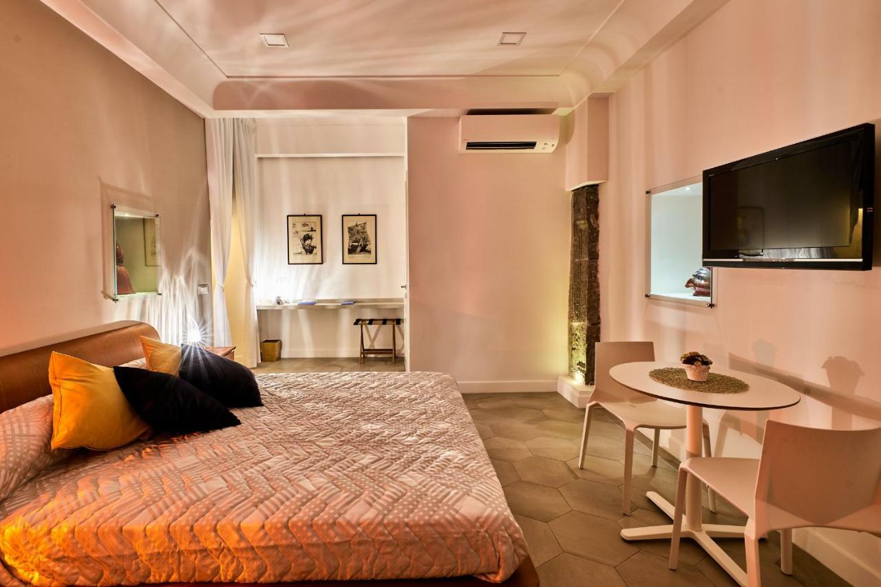 A Casa Del Principe Lt Bed & Breakfast Наполи Екстериор снимка
