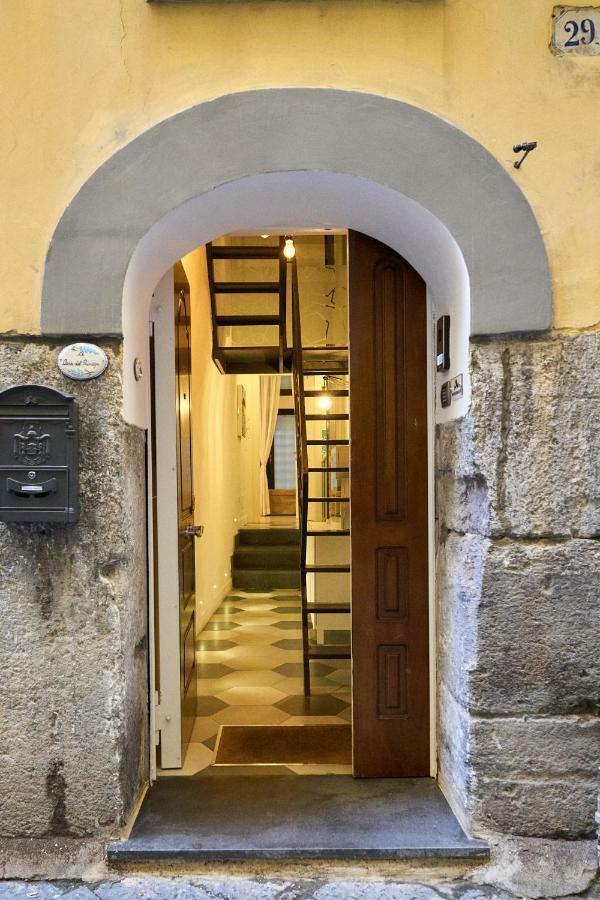 A Casa Del Principe Lt Bed & Breakfast Наполи Екстериор снимка