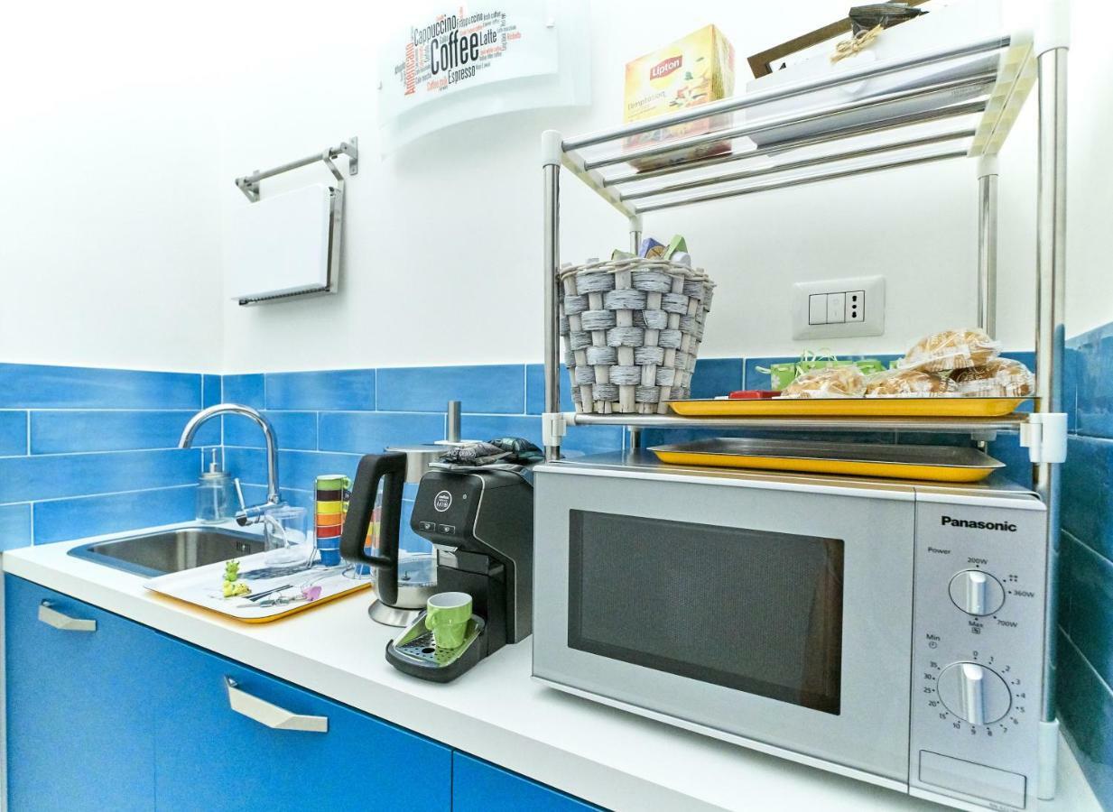 A Casa Del Principe Lt Bed & Breakfast Наполи Екстериор снимка